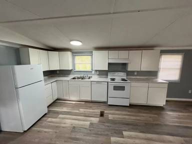 Main picture of 106 Prices Grove Rd