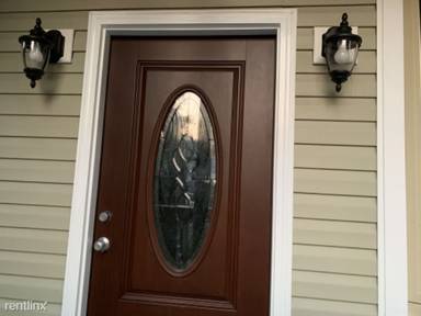 Main picture of 3043 N Monticello Ave