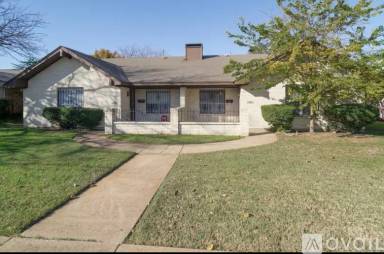 Main picture of 12811 Pandora Dr