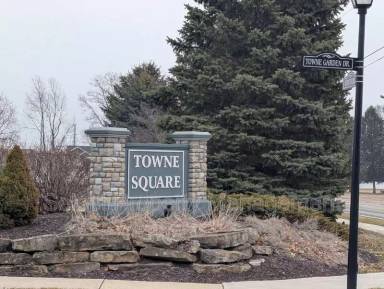 Main picture of 14933 Towne Gardens Dr