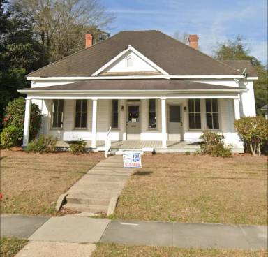 Main picture of 607 Jackson St