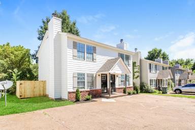 Main picture of 3512-94 Christine Rd