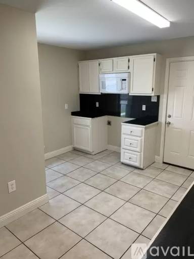 Main picture of 401 35th St