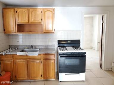 Main picture of 105 Fulton Ave