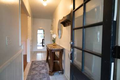 Main picture of 712 Briarwood Cir