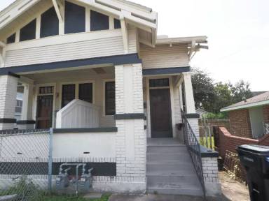 Main picture of 4920 Loyola Ave