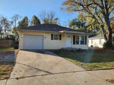 Main picture of 1837 N Marlan Ave