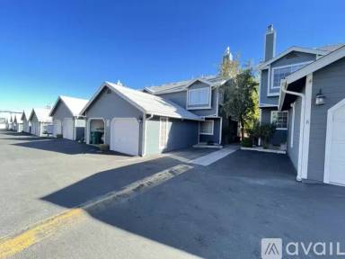 Main picture of 2650 Plumas St