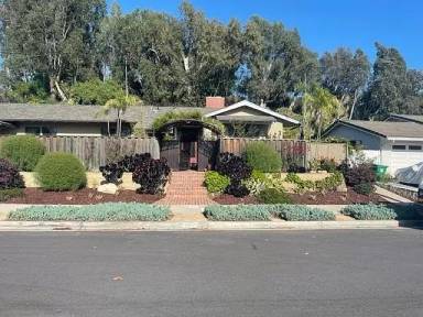 Main picture of 831 Palermo Dr