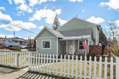 Main picture of 2603 W Kiernan Ave