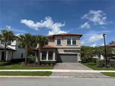 Main picture of 8112 NW 78th St