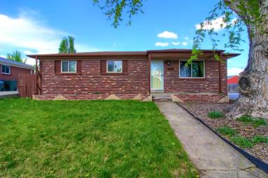 Main picture of 2061 Phillips Dr