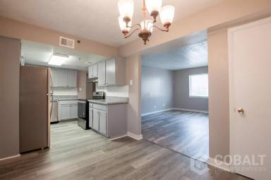 Main picture of 641 Powder Springs Street - 11 - R