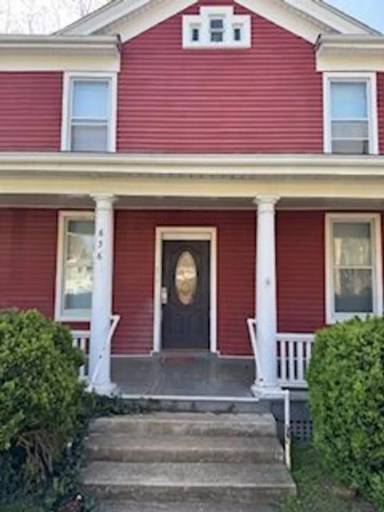 Main picture of 636 Chestnut Ave