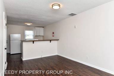 Main picture of 19 Dunbar Ct