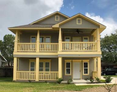 Main picture of 112 Southland St