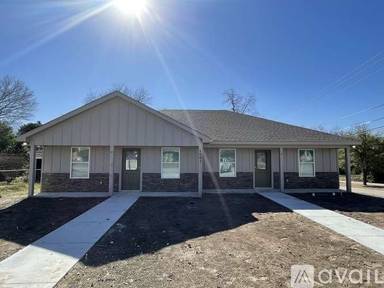 Main picture of 1601 E Barton Ave
