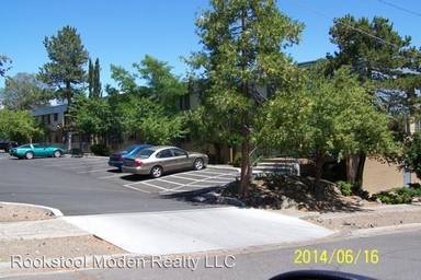 Main picture of 321 N 5th St