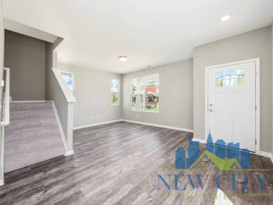 Main picture of 33 Whitethorne Ave