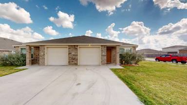 Main picture of 1717 Clovis Dr