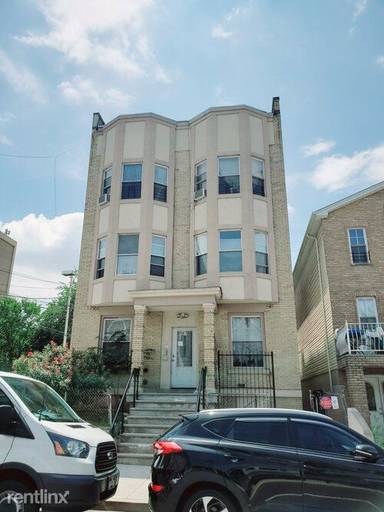Main picture of 87 Fulton Ave