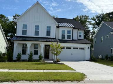 Main picture of 321 Sailor Sky Way
