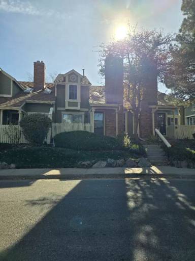 Main picture of 2001 S Helena St