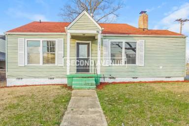 Main picture of 1800 Woodland Ave SW