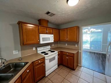 Main picture of 8012 Rocky Creek Dr