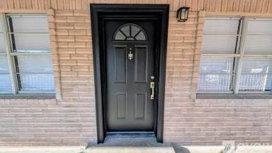 Main picture of 3002 Blaine St