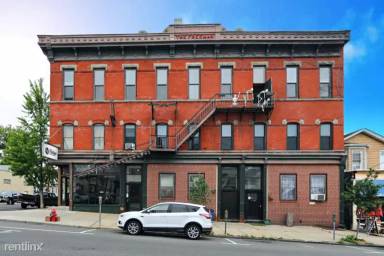 Main picture of 155 Midland Ave