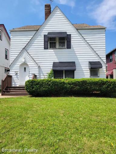 Main picture of 3604 W 130th St