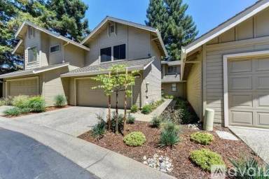 Main picture of 2026 University Park Dr