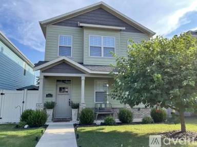 Main picture of 3810 W Pawnee Rd