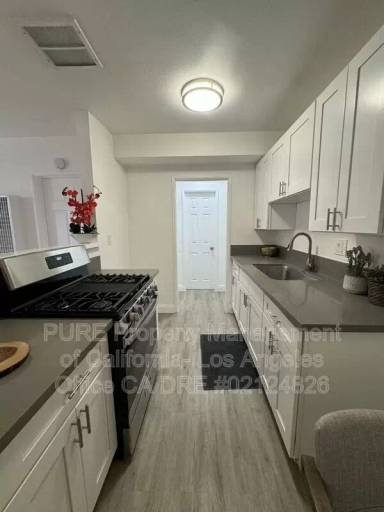 Main picture of 1242 Cedar Ave