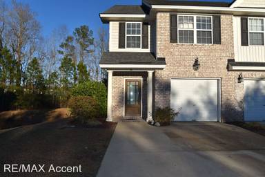 Main picture of 38 Weslyn Park Dr
