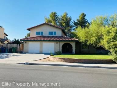 Main picture of 937 W Vicki Ave