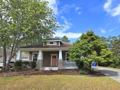 Main picture of 445 Belvedere Dr