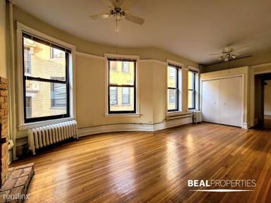 Main picture of 1216 N Dearborn St