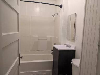 Main picture of 2705 Meek Ave