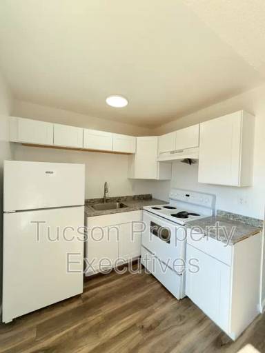 Main picture of 3810 E Monte Vista Dr