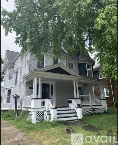 Main picture of 2140 4th St