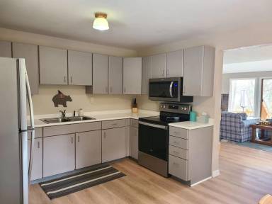 Main picture of 51 Acorn Ln
