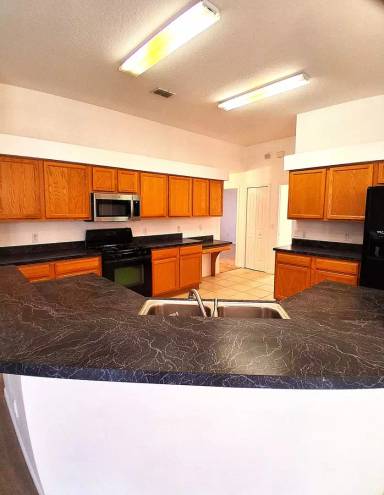Main picture of 771 Mountain Ash Way