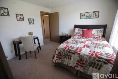 Main picture of 1074 E Chicago Blvd