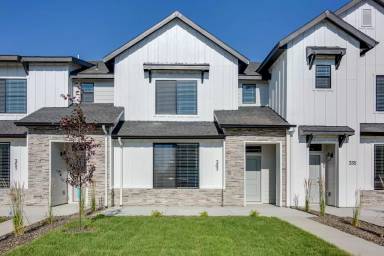 Main picture of 335 S Riggs Spring Ave