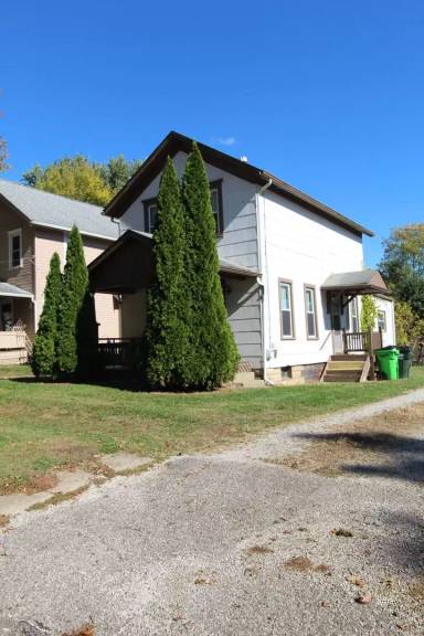 Main picture of 602 Stibbs St