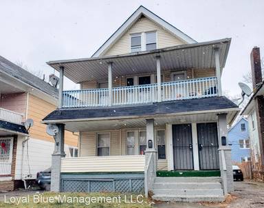 Main picture of 665 E 91st St