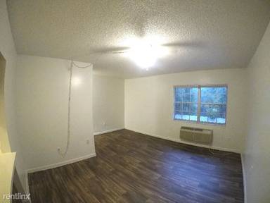 Main picture of Andover Club Apartments