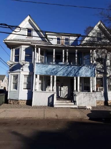Main picture of 272 Carroll Ave